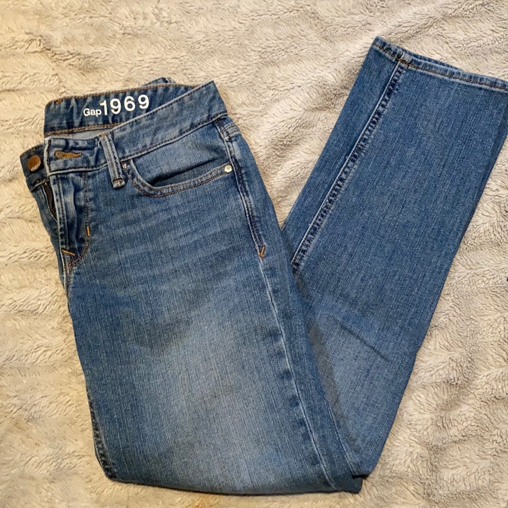 Gap real straight medium colored denim no stretch